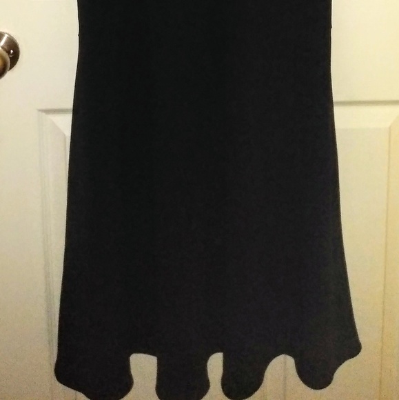 Dress - Picture 6 of 6